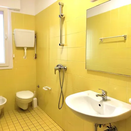 Tatil Evi Mit 2 Schwimmbaedern Bibione